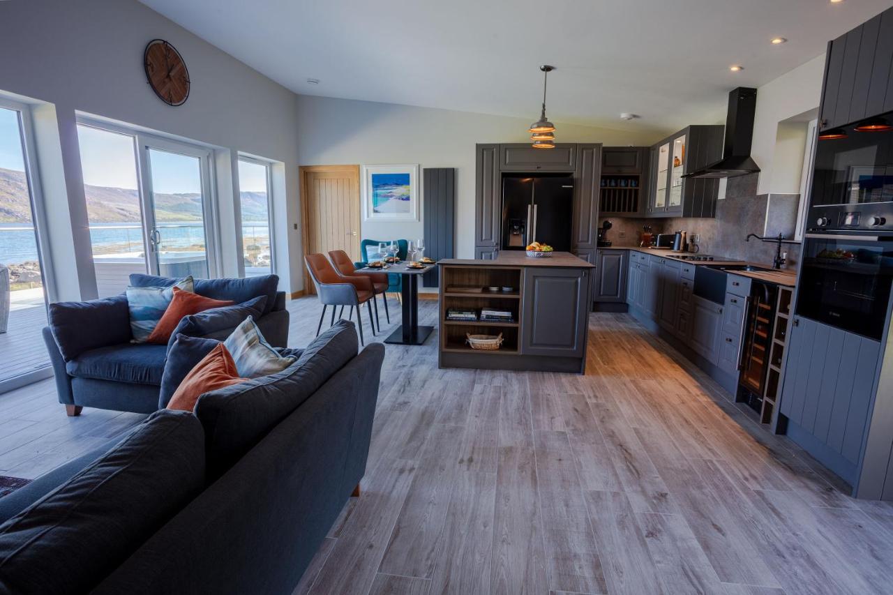 Birches Lodge With Hot Tub Dundonnell Exterior foto